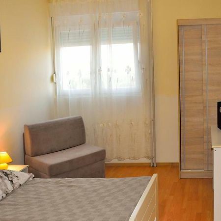 زادار Apartment D المظهر الخارجي الصورة