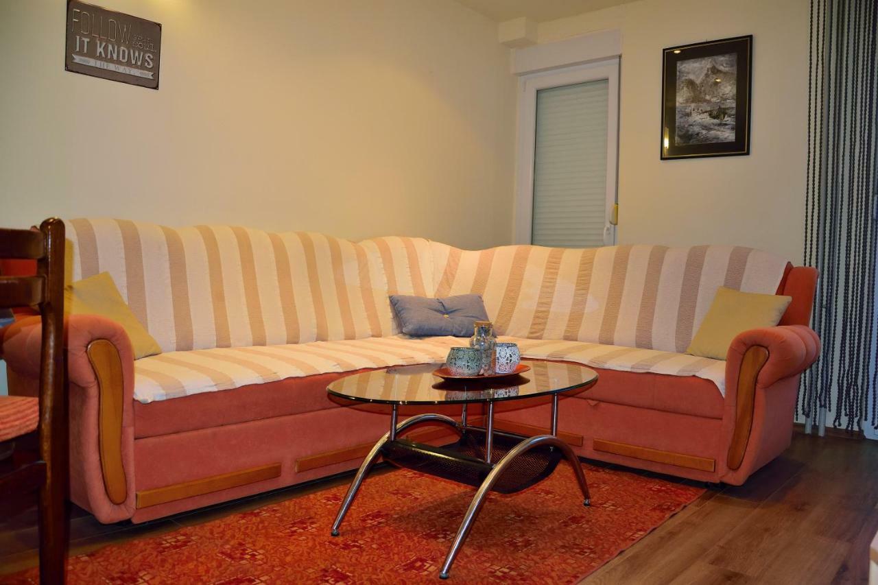 زادار Apartment D المظهر الخارجي الصورة